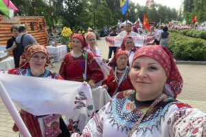 12 июля Бобровский район принял участие в VIII Губернском фестивале «Воронеж фольклорный» в парке 